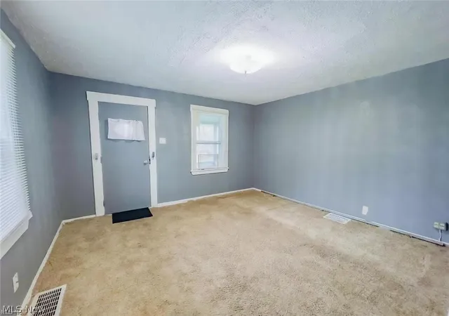 Homes for sale in Youngstown, OH | 445 Saint Louis Ave, Youngstown, OH 44511 | MLS# 5209636