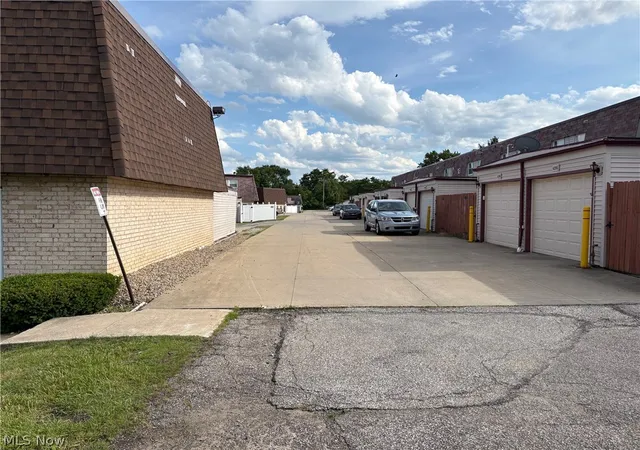 Homes for sale in Brunswick, OH | 4245 Bennington Blvd, Brunswick, OH 44212 | MLS# 5219821