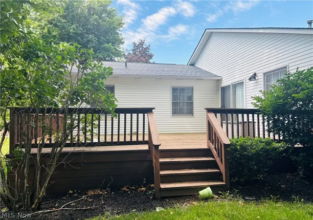 Photo 3 of Single family home for sale at 1163 Garwood Dr, Painesville, OH 44077 | MLS# 5220859 | Listing updated on 2026-06-30