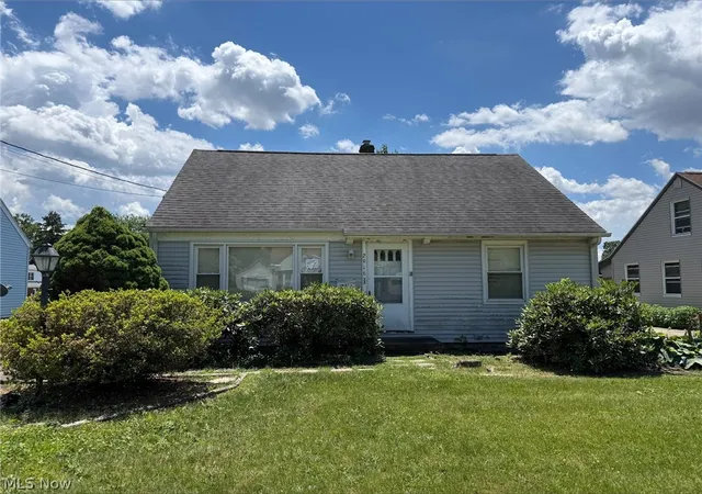 Homes for sale in Canton, OH | 2916 Joseph Pl Nw, Canton, OH 44708 | MLS# 5220884