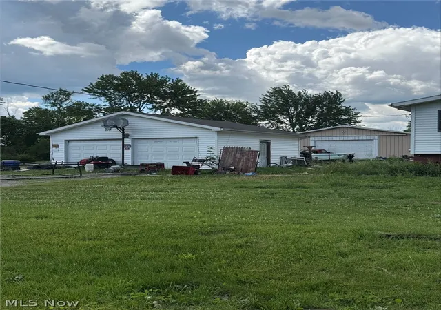 2nd image of 1416 Jones Rd, Jefferson, OH 44047 | MLS# 5220888