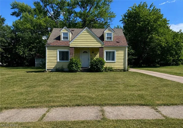 1st image of 548 Almyra Ave, Youngstown, OH 44511 | MLS# 5220863