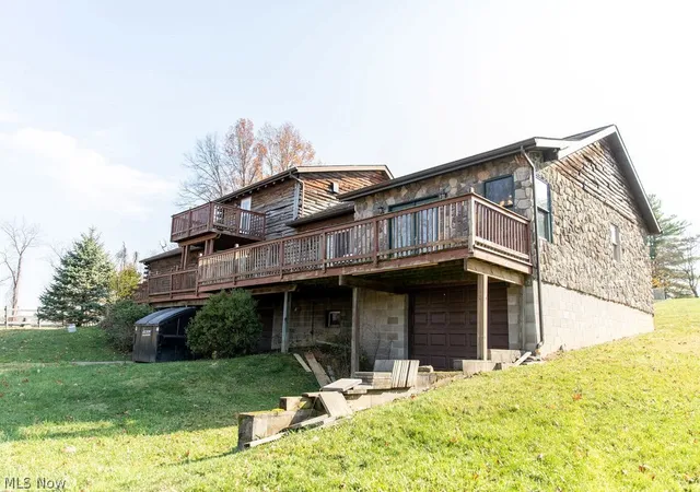 Homes for sale in Wheeling, WV | 277 Vicki'S Ln, Wheeling, WV 26003 | MLS# 5220714