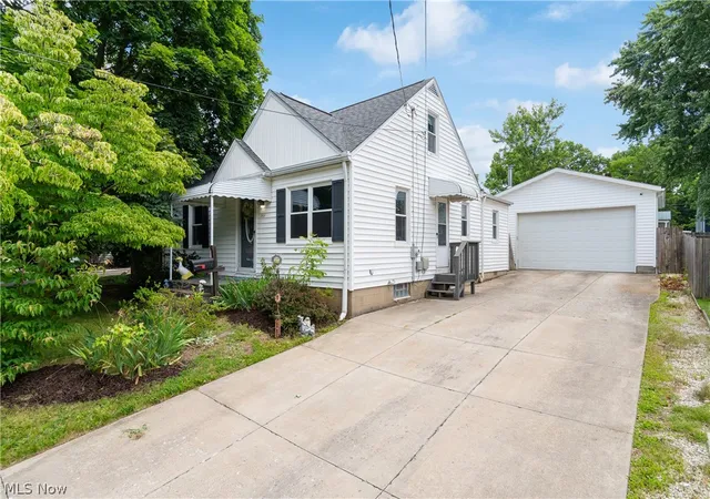 Homes for sale in Cuyahoga Falls, OH | 1513 10th St, Cuyahoga Falls, OH 44221 | MLS# 5220860