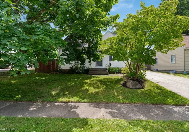 Homes for sale in Cuyahoga Falls, OH | 1513 10th St, Cuyahoga Falls, OH 44221 | MLS# 5220860