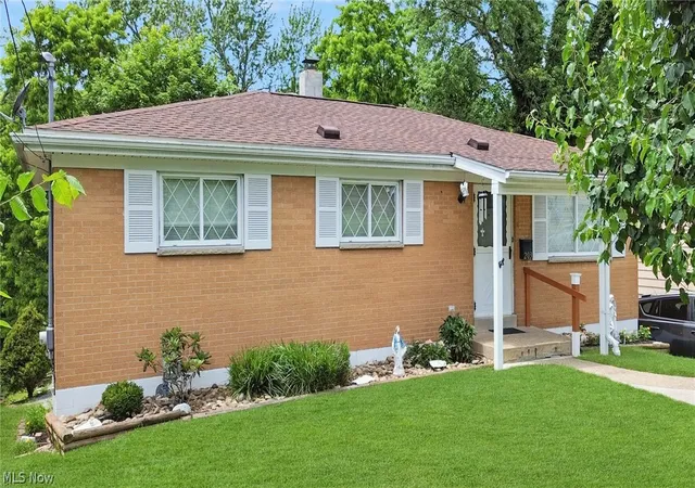Photo 3 of Single family home for sale at 203 Opal Blvd, Steubenville, OH 43952 | MLS# 5220350 | Listing updated on 2026-08-05