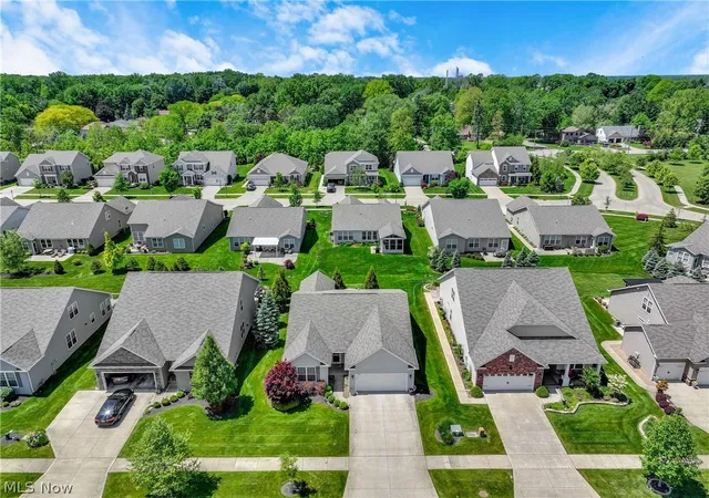 Homes for sale in Mentor, OH | 8024 Parkcroft Dr, Mentor, OH 44060 | MLS# 5220939