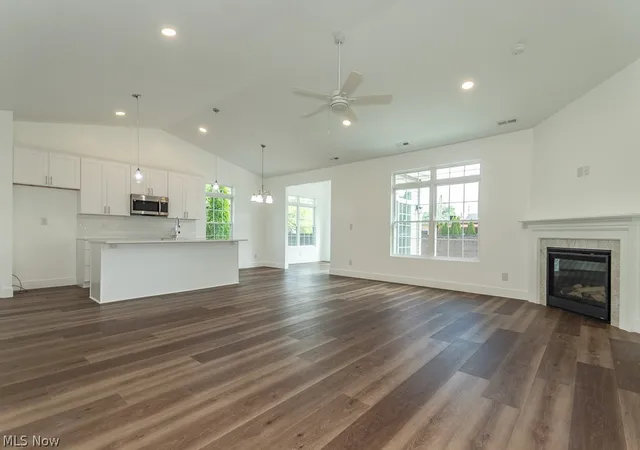 4th image of 511 Lanmark Cvs, Painesville Twp, OH 44077 | MLS# 5220627