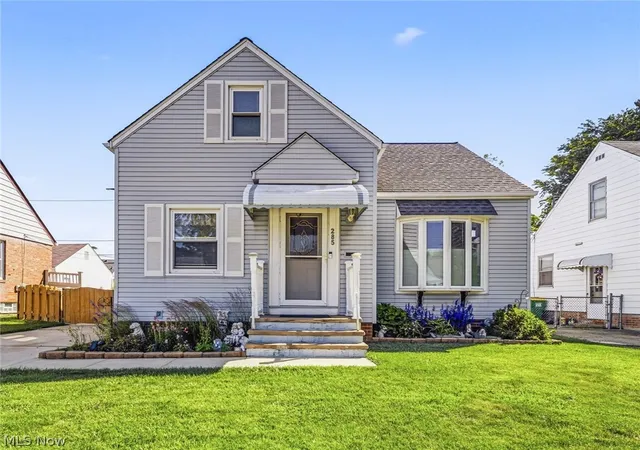Homes for sale in Willowick, OH | 285 E 327th, Willowick, OH 44095 | MLS# 5219213