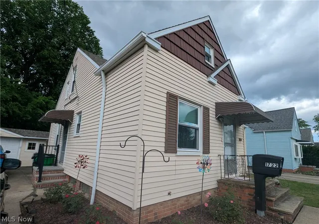 Homes for sale in Mayfield Heights, OH | 1722 Temple Ave, Mayfield Heights, OH 44124 | MLS# 5220523
