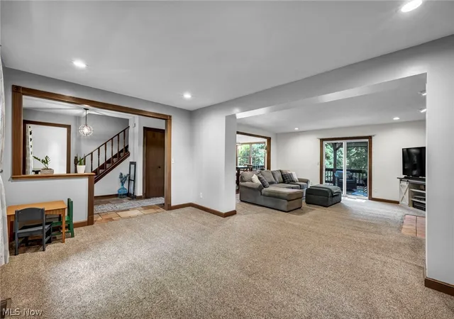 Homes for sale in Uniontown, OH | 2384 Twin Lakes Dr, Uniontown, OH 44685 | MLS# 5218919