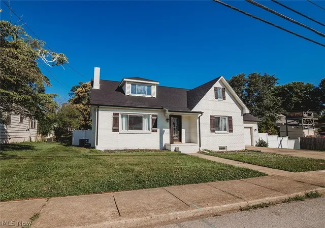 Photo 1 of Single family home for sale at 3517 Cadillac Dr, Parkersburg, WV 26104 | MLS# 5218564 | Listing updated on 2026-08-02