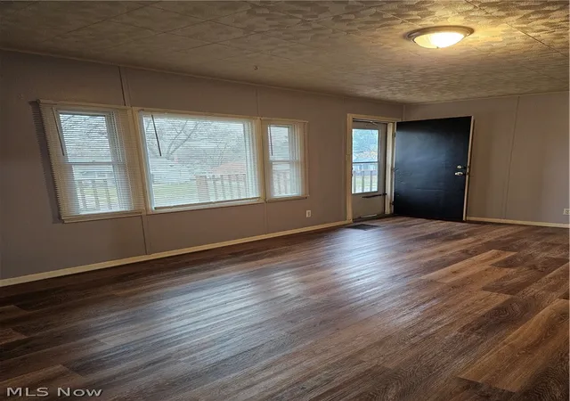 5th image of 873 Kickapoo Ave, Akron, OH 44305 | MLS# 5220379