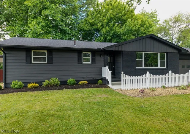Homes for sale in Wadsworth, OH | 478 Bicksler Dr, Wadsworth, OH 44281 | MLS# 5220823