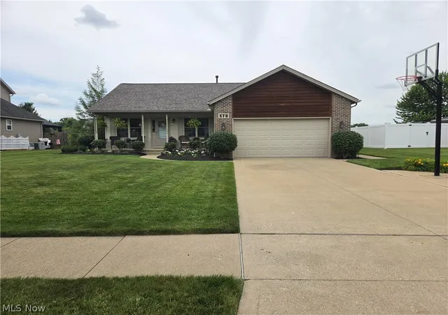 Homes for sale in Wellington, OH | 578 Parkside Reserve St, Wellington, OH 44090 | MLS# 5221045