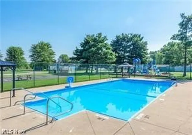 Homes for sale in Elyria, OH | 240 Cherry Bottom Glen, Elyria, OH 44035 | MLS# 5221059