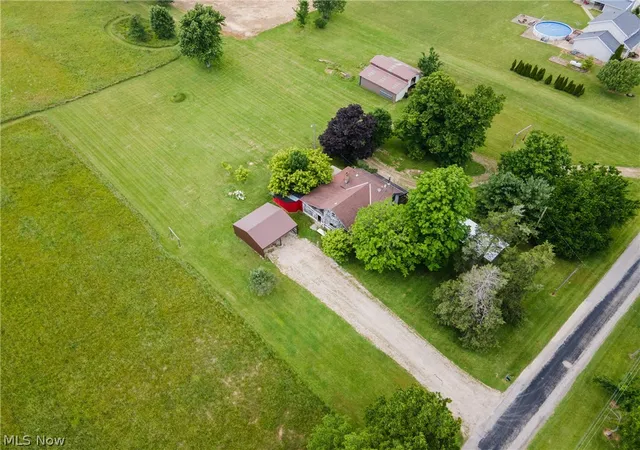 Photo 4 of Sale Pending at 25360 Baker Rd, Wellington, OH 44090 | MLS# 5221035 | Listing updated on 2026-07-31