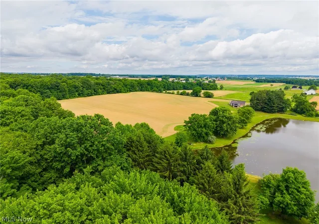 5th image of 11687 Hidden Lake Dr, Marshallville, OH 44645 | MLS# 5219980