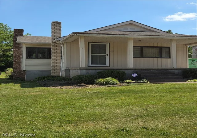 2nd image of 636 Lincoln Ave, Struthers, OH 44471 | MLS# 5221000