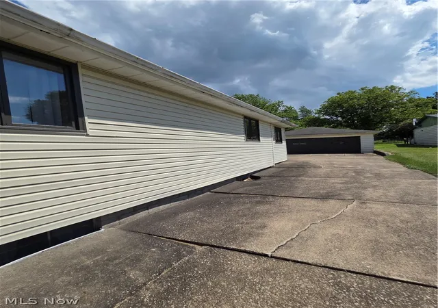 4th image of 636 Lincoln Ave, Struthers, OH 44471 | MLS# 5221000