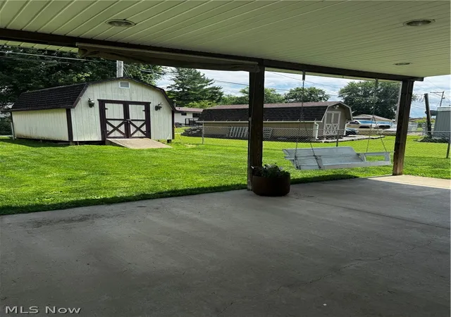 5th image of 976 N Main St, Killbuck, OH 44637 | MLS# 5220965