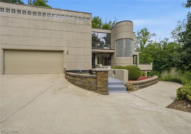 5th image of 13601 Royalton Rd, Strongsville, OH 44136 | MLS# 5220982