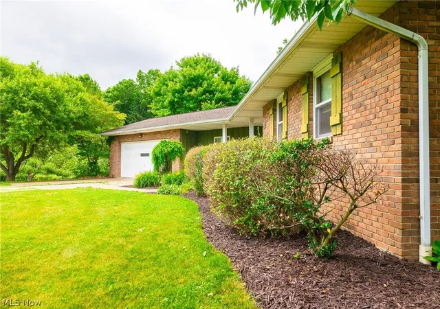 4th image of 11861 Hidden Lake Dr, Marshallville, OH 44645 | MLS# 5219985