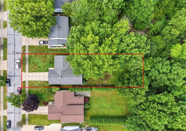 28th image of 1137 Hillrock Dr, Cleveland, OH 44121 | MLS# 5219754