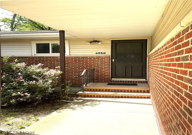 Photo 3 of Single family home for sale at 4950 N Sedgewick, Cleveland, OH 44124 | MLS# 5221083 | Listing updated on 2026-06-27