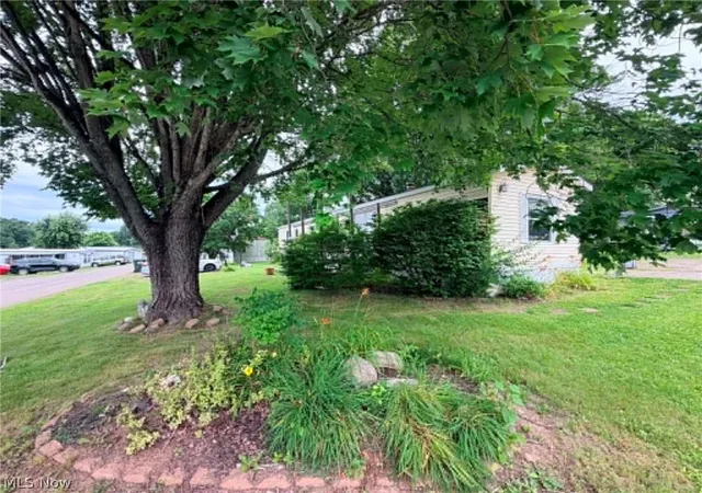 Homes for sale in Zanesville, OH | 200 Willis Dr #123, Zanesville, OH 43701 | MLS# 5221148