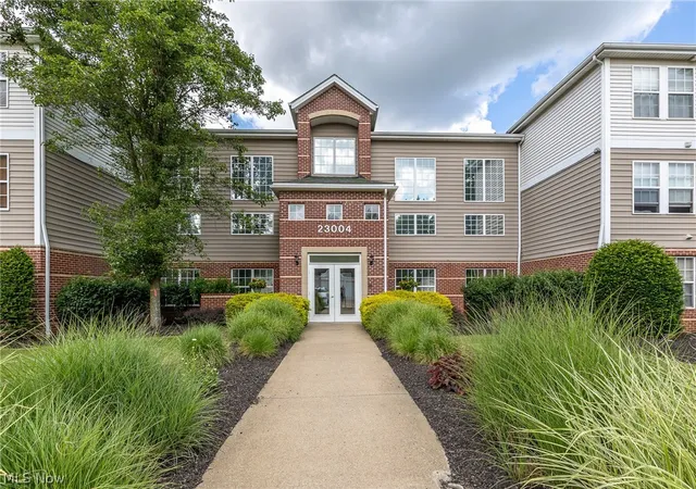 1st image of 23004 Chandlers Ln #220, Olmsted Falls, OH 44138 | MLS# 5219080