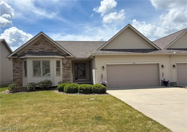 Homes for sale in Niles, OH | 939 Park Pl, Niles, OH 44446 | MLS# 5221200