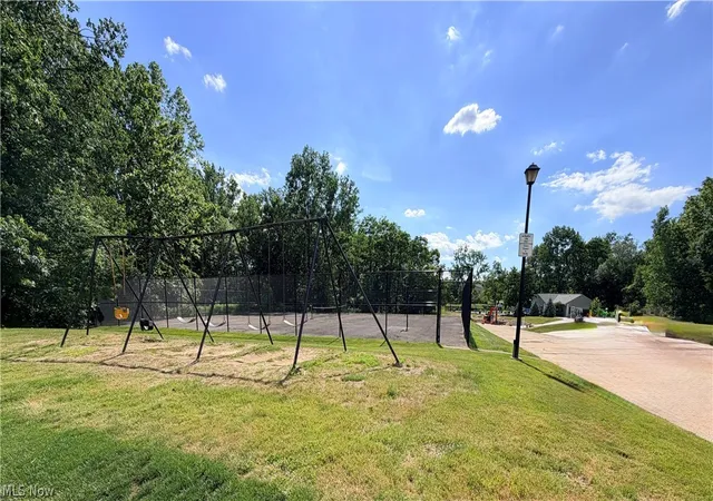 Homes for sale in North Royalton, OH | 9995 Independence Dr #8B, North Royalton, OH 44133 | MLS# 5221088
