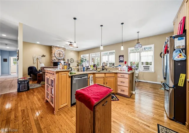 Photo 3 of Single family home for sale at 10401 Darrow Rd, Vermilion, OH 44089 | MLS# 5220984 | Listing updated on 2026-08-22