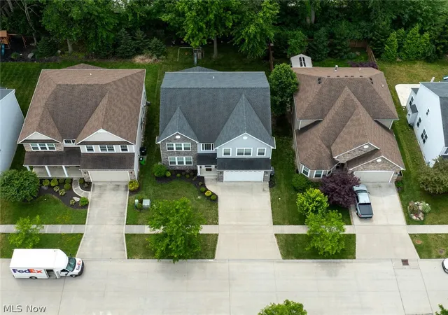 Homes for sale in Avon Lake, OH | 32819 Rebecca Ln, Avon Lake, OH 44012 | MLS# 5221104