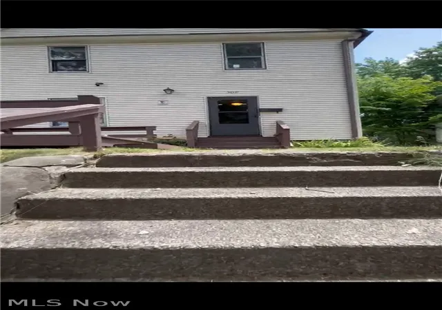 Single family home for sale at 509 Rentschler St, Akron, OH 44304 | MLS# 5221238