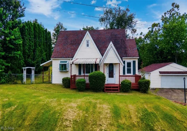 Homes for sale in Steubenville, OH | 2950 State Route 213, Steubenville, OH 43952 | MLS# 5221176