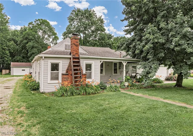 4th image of 396 Park Rd, Painesville Twp, OH 44077 | MLS# 5221259