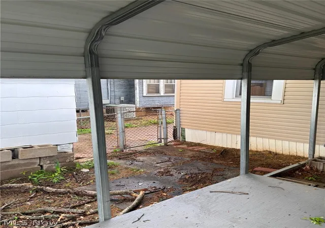 Homes for sale in Parkersburg, WV | 2329 Broad St, Parkersburg, WV 26101 | MLS# 5221248