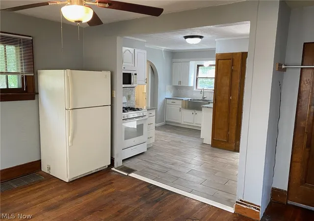 Photo 4 of Single family home for sale at 493 Rentschler St, Akron, OH 44304 | MLS# 5221266 | Listing updated on 2026-06-23