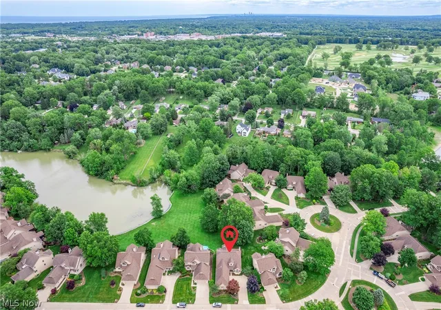 5th image of 2137 Waters Edge Dr, Westlake, OH 44145 | MLS# 5220930