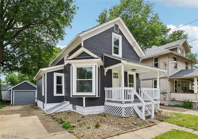 Homes for sale in Wadsworth, OH | 133 E North St, Wadsworth, OH 44281 | MLS# 5221111