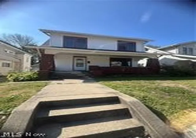 Photo 1 of Sale Pending at 2518 11th Street Nw, Canton, OH 44708 | MLS# 5220914 | Listing updated on 2026-07-25
