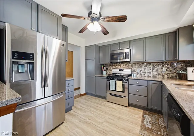 2nd image of 3656 High Meadow Dr, Canfield, OH 44406 | MLS# 5220949