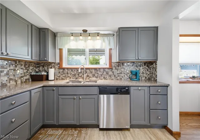 4th image of 3656 High Meadow Dr, Canfield, OH 44406 | MLS# 5220949