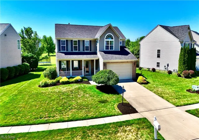 Photo 2 of Sale Pending at 37663 Stoney Lake Dr, North Ridgeville, OH 44039 | MLS# 5221325 | Listing updated on 2026-07-24