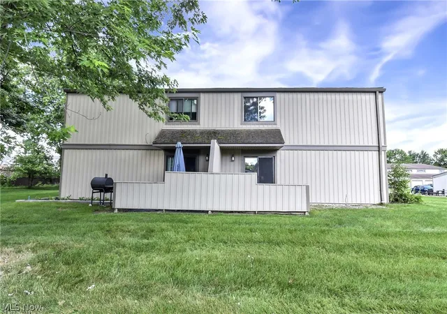 Homes for sale in North Royalton, OH | 11757 Harbour Light Dr Dr, North Royalton, OH 44133