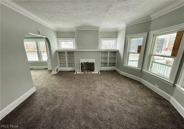 image of 9215 Yale Ave, Cleveland, OH 44108 | MLS# 5221355