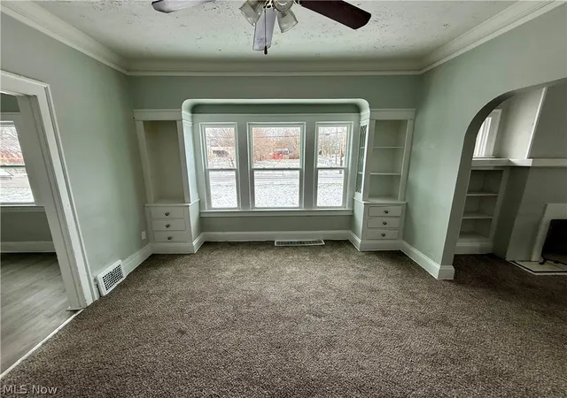 image of 9215 Yale Ave, Cleveland, OH 44108 | MLS# 5221355