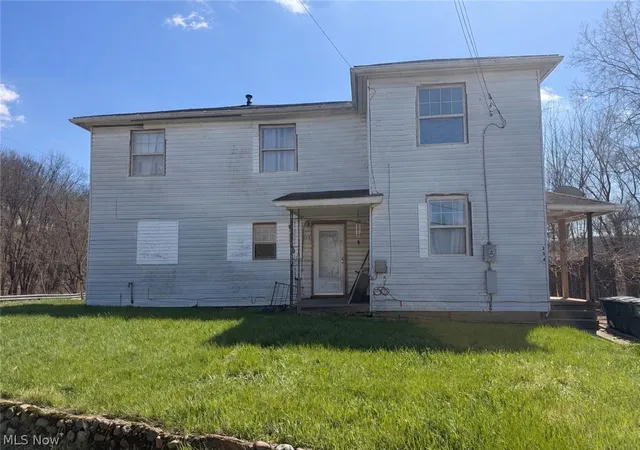 1st image of 204 Trenton Ave, Uhrichsville, OH 44683 | MLS# 5221362